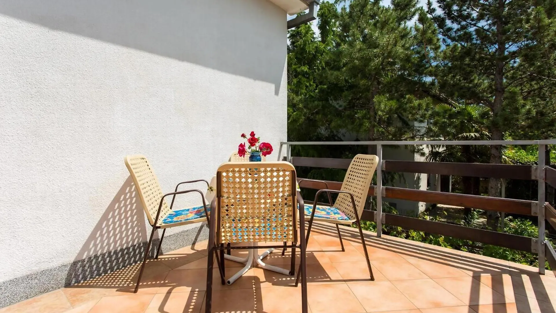 Apartment Appartement Mit Balkon Und Meerblick Silo  Croatia